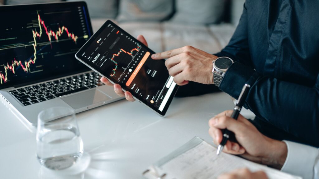 Measuring Success: Digital Advertising Analytics